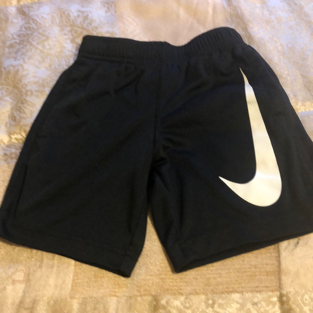 Nike toddler basketball shorts